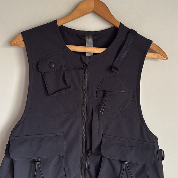 Outdoor Voices Black RecTrek Vest Small - Picture 4 of 12